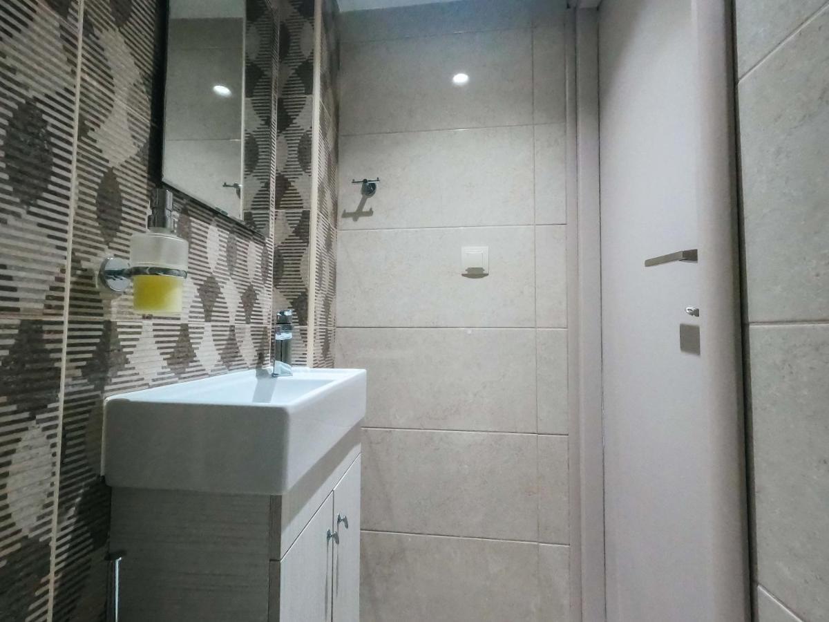 Elegant Decorated House In Iraklio